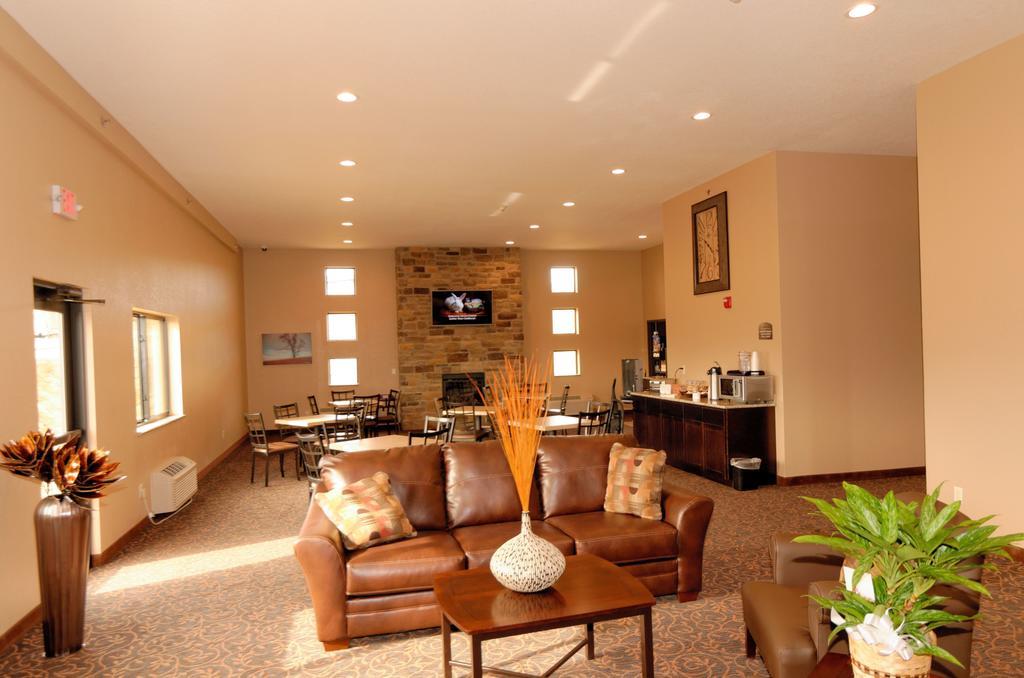 Cobblestone Inn & Suites - Denison | Oak Ridge Dış mekan fotoğraf