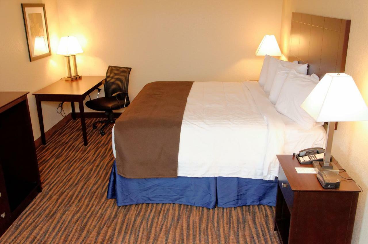 Cobblestone Inn & Suites - Denison | Oak Ridge Dış mekan fotoğraf
